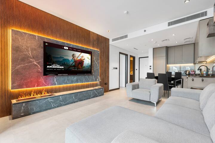15 North 2111